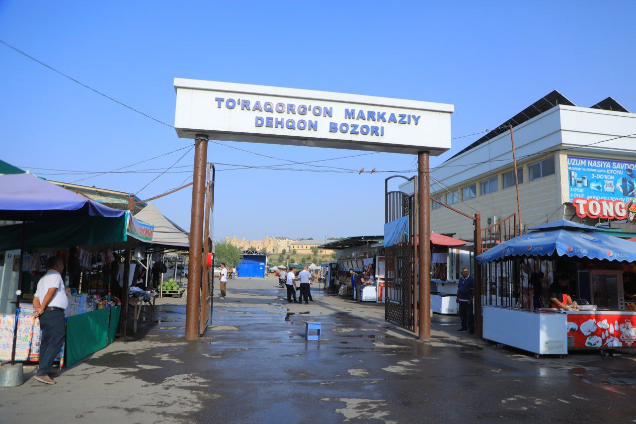 Ҳар бир байрам аҳолига қулай имкониятлар яратилиши билан янада завқли ўтади.Шулардан бири бозорлар тўкинлигини таъминлашдир. Серобчилик ўз ўрнида арзончилик демакдир.